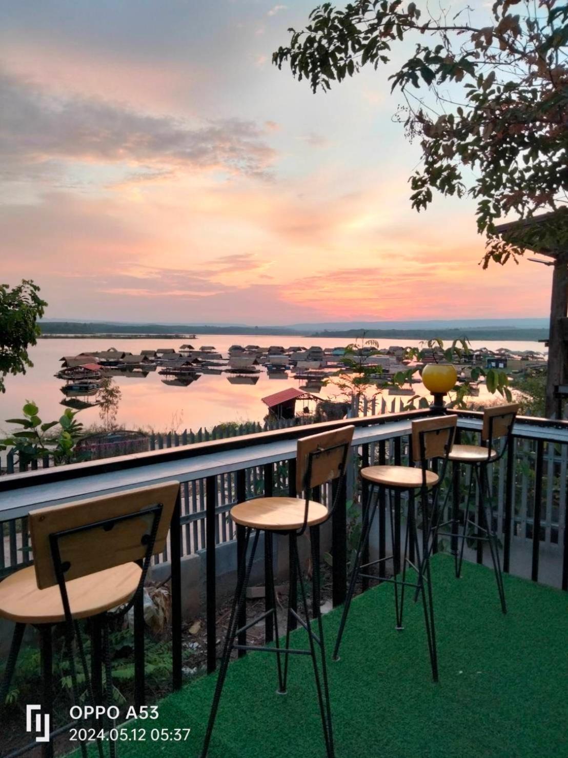 บ้านระเบียงน้ำวังใหญ่ วังสามหมอ อุดรธานี Wang Sam Mo Exterior foto